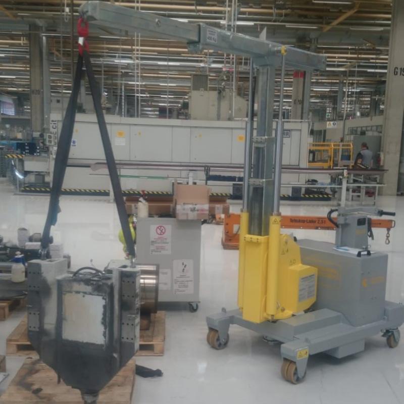 Electric Crane GB 500_TR VERTICAL Series for Molds up to 500 kg (1100 lbs)